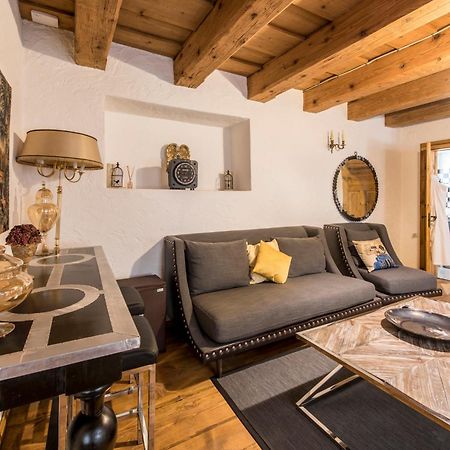 الشقق الفندقية براشوففي  Casa Veche الغرفة الصورة